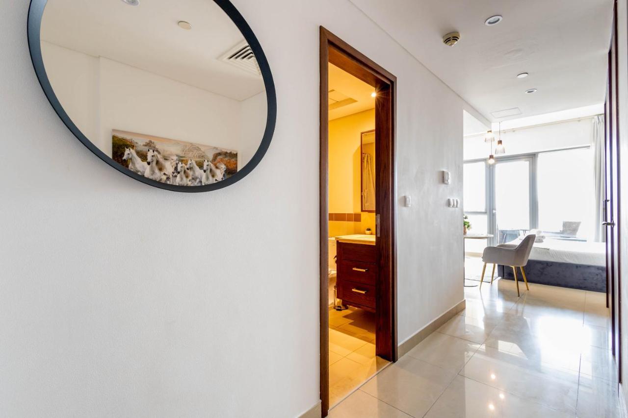 Appartamento Nasma Luxury - Sleek And Modern Near Burj Khalifa